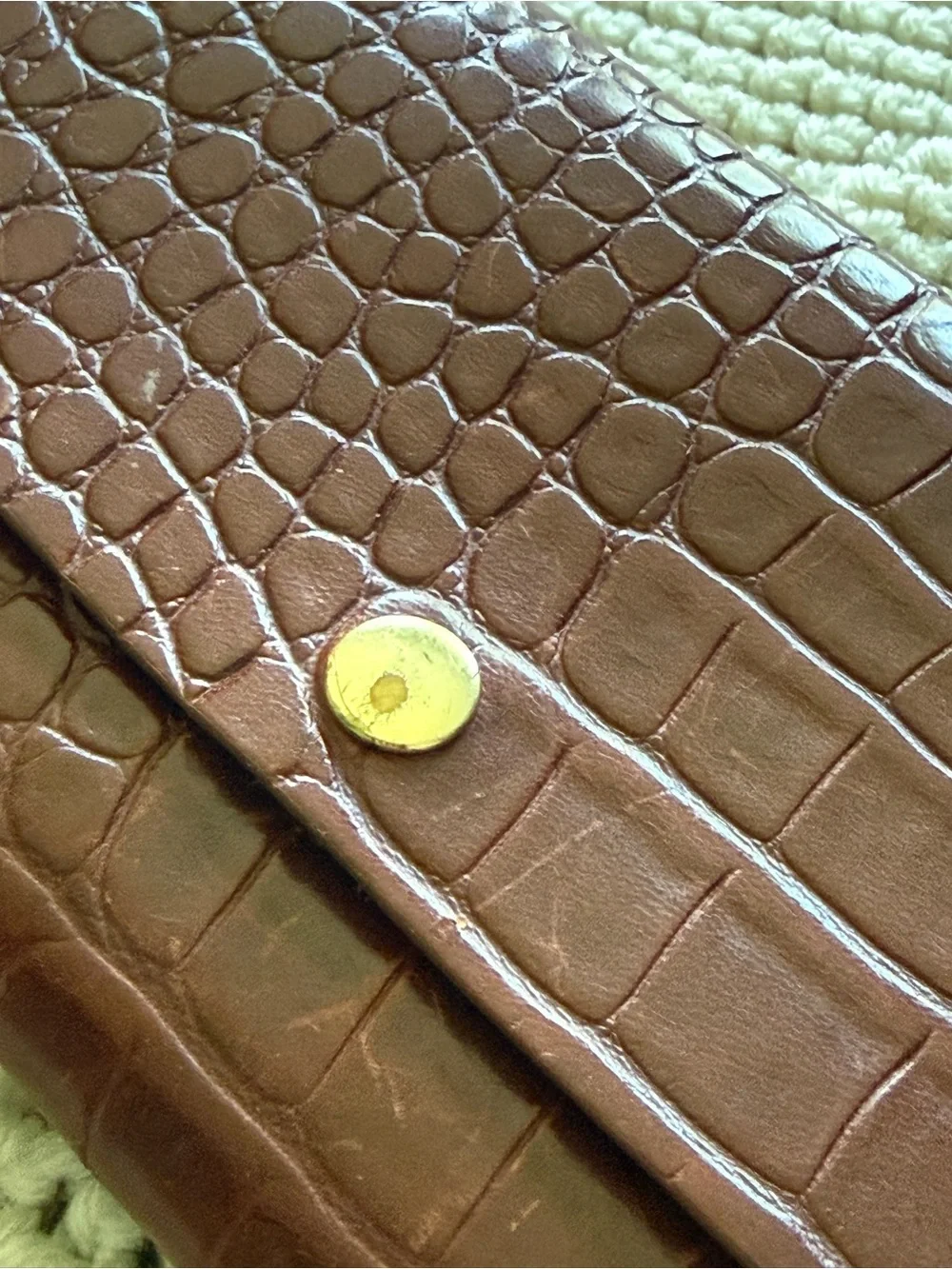 Classic Brown Croc-Embossed Leather Wallet